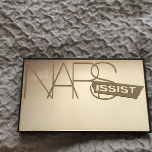 Nars : Nars-issist loaded palette